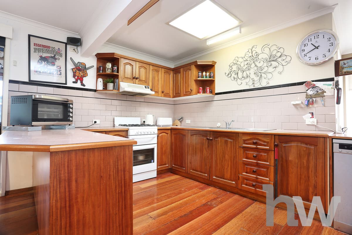 8 Gemini Court, WHITTINGTON VIC 3219, Whittington - Thumbnail 4