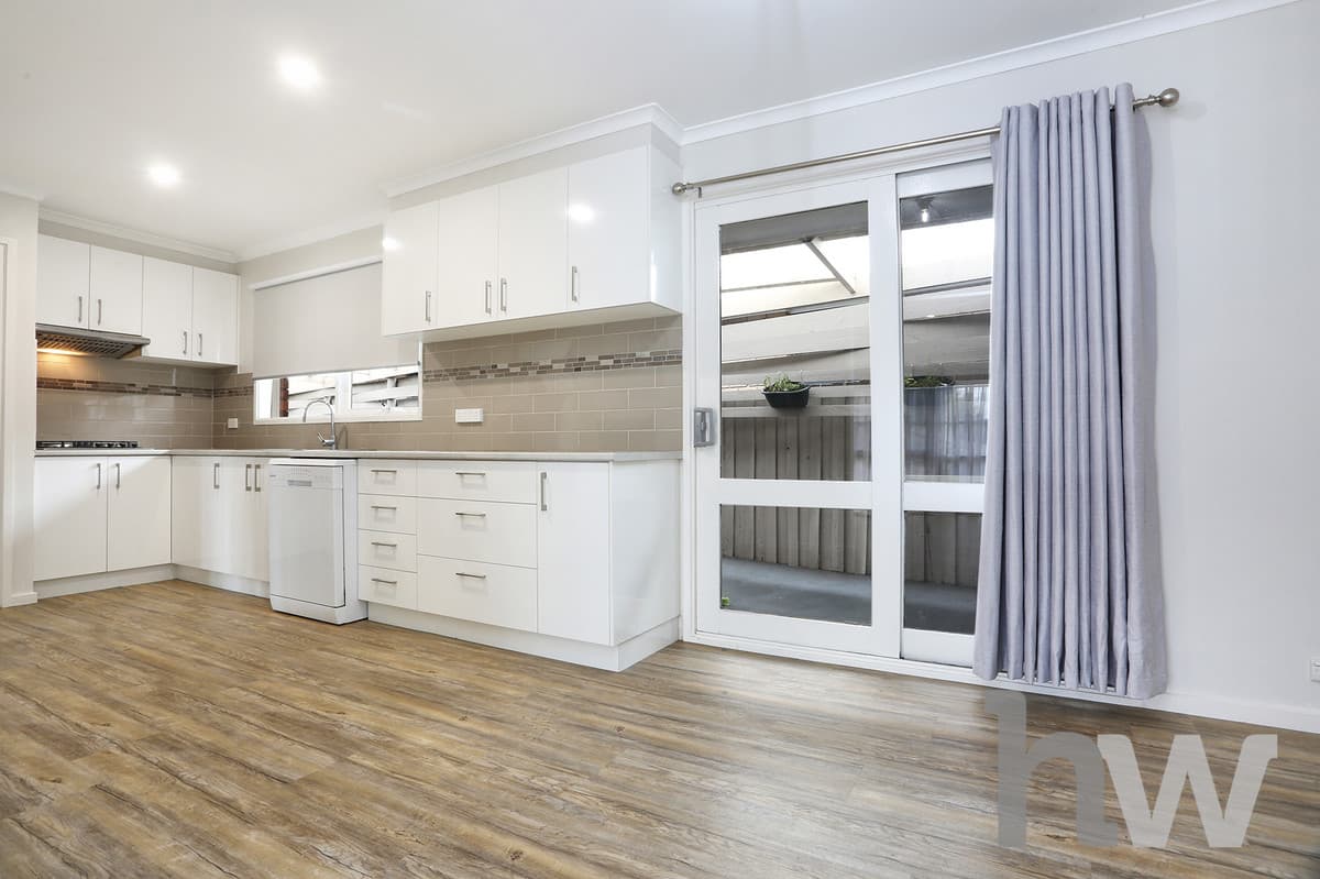 6 Charlton Road, CORIO VIC 3214, Corio - Thumbnail 3