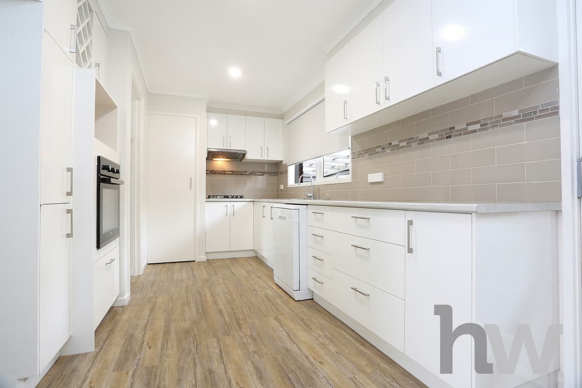 6 Charlton Road, CORIO VIC 3214, Corio - Thumbnail 4