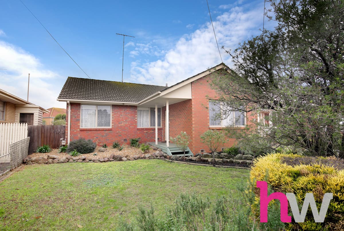 8 Fidge Crescent, BREAKWATER VIC 3219, Breakwater - Thumbnail 2