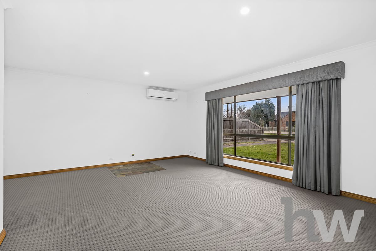 10 Lancaster Avenue, NEWCOMB VIC 3219, Newcomb - Thumbnail 4