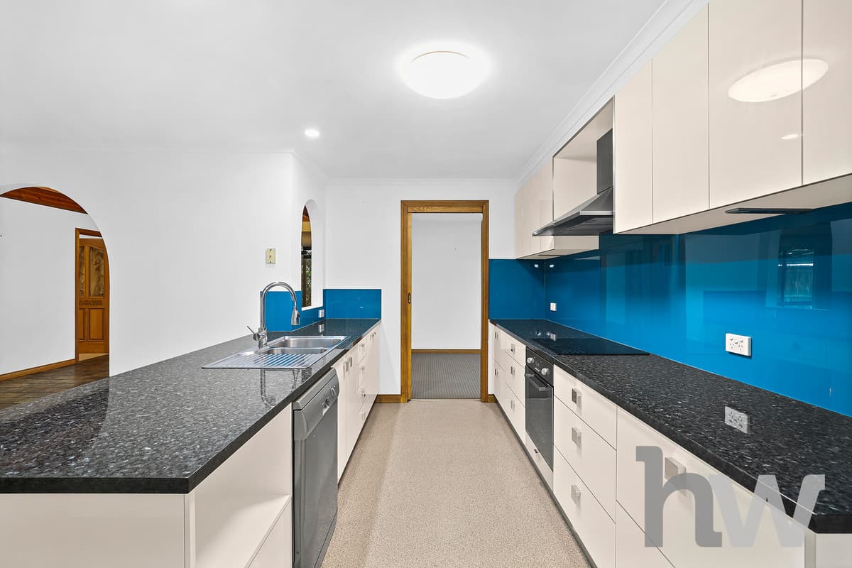 10 Lancaster Avenue, NEWCOMB VIC 3219, Newcomb - Thumbnail 6