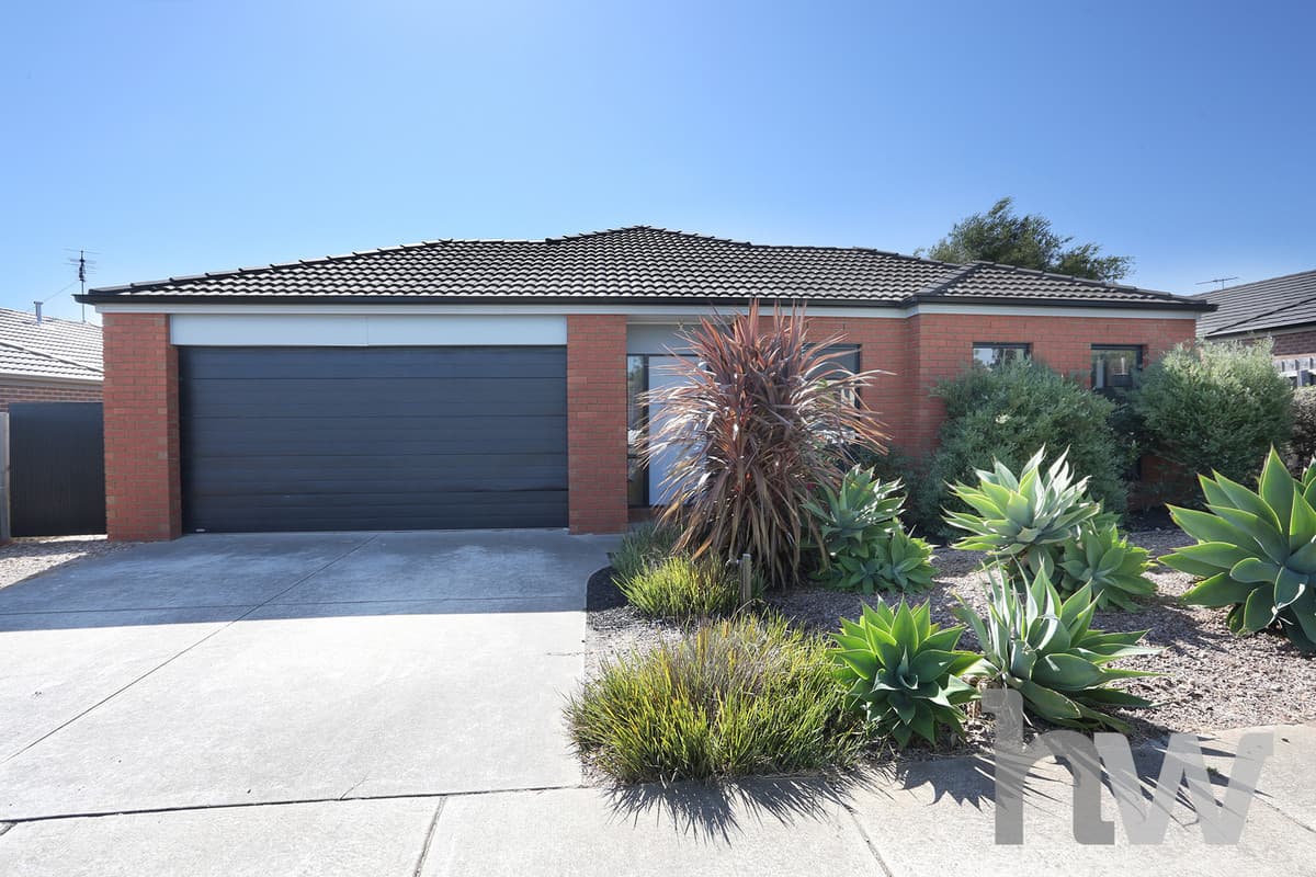 15 Ghazeepore Road, WAURN PONDS VIC 3216, Waurn Ponds - Image 1