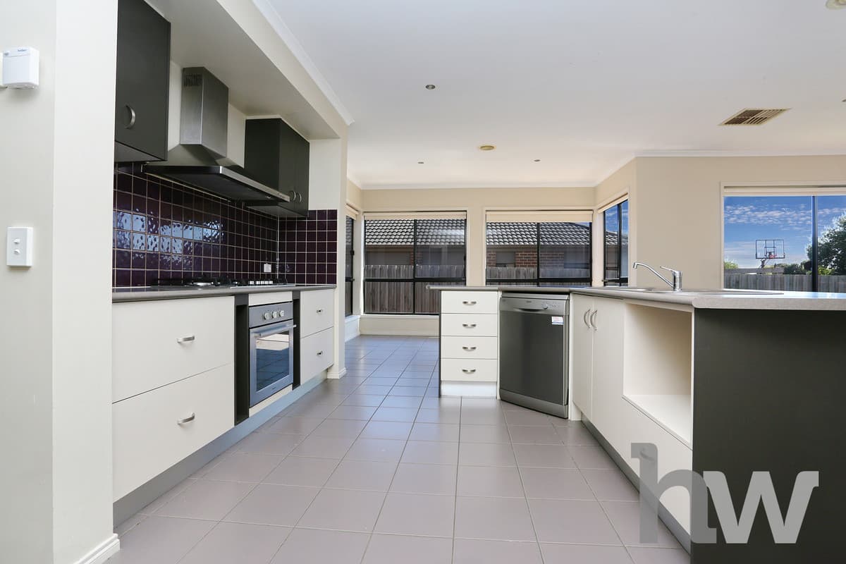15 Ghazeepore Road, WAURN PONDS VIC 3216, Waurn Ponds - Thumbnail 8