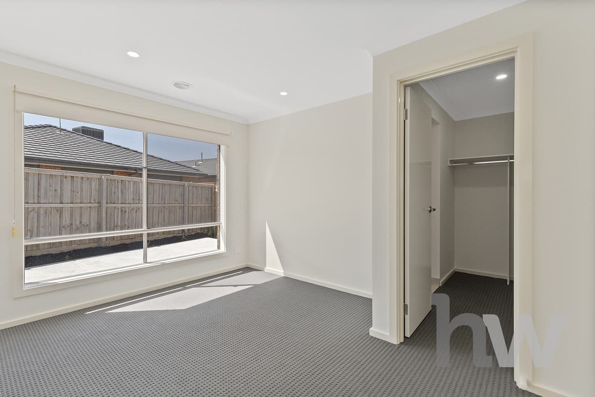 24 Simmons Drive, BACCHUS MARSH VIC 3340, Bacchus Marsh - Thumbnail 4