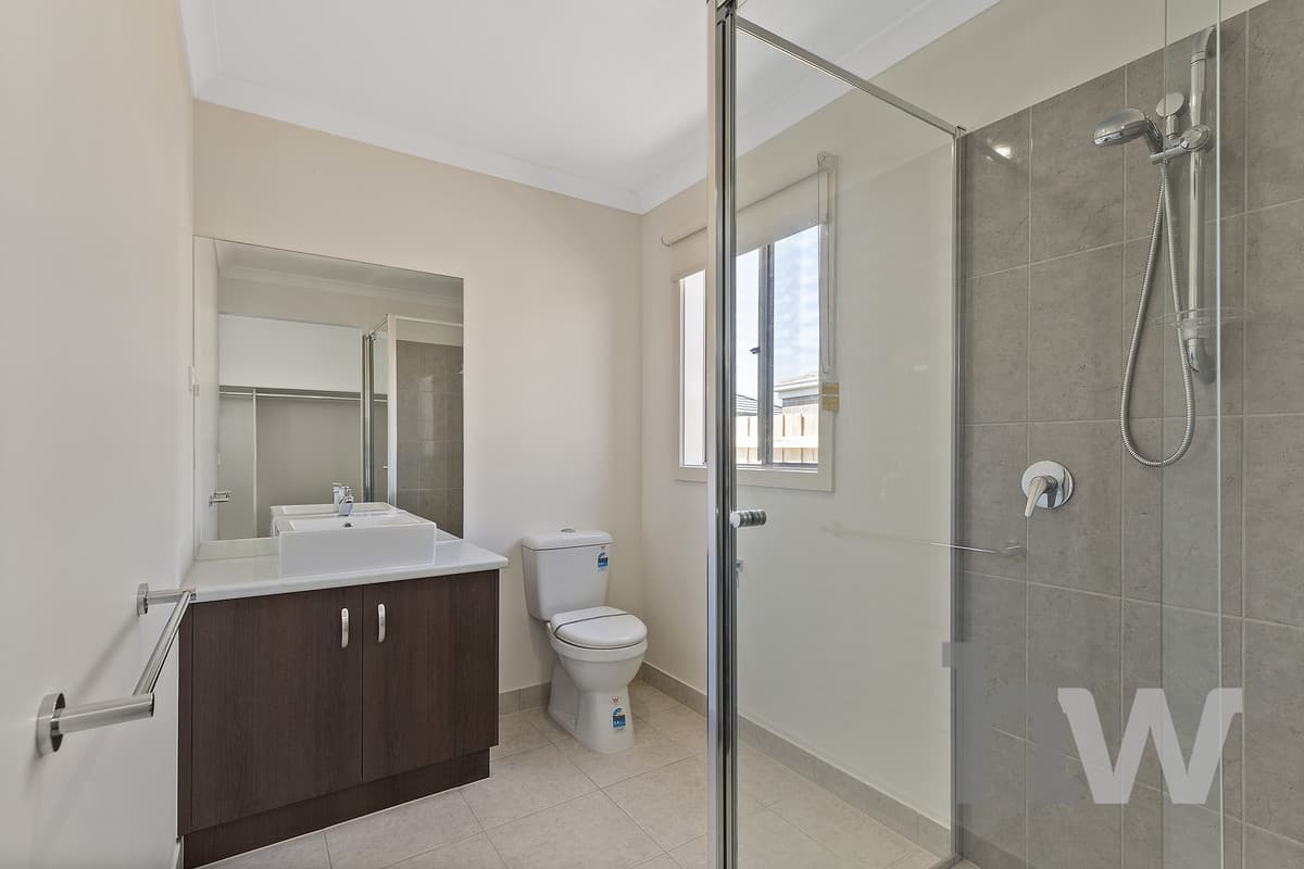 24 Simmons Drive, BACCHUS MARSH VIC 3340, Bacchus Marsh - Thumbnail 6