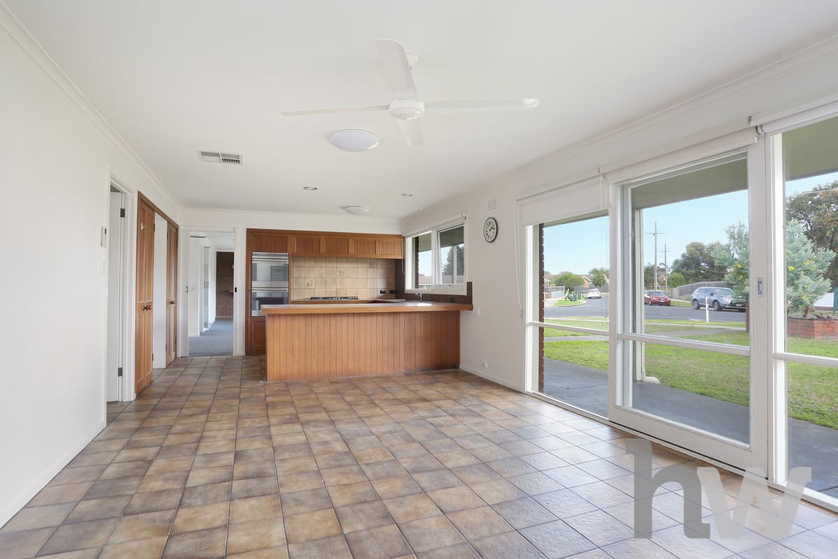 1 Burleigh Drive, GROVEDALE VIC 3216, Grovedale - Thumbnail 6