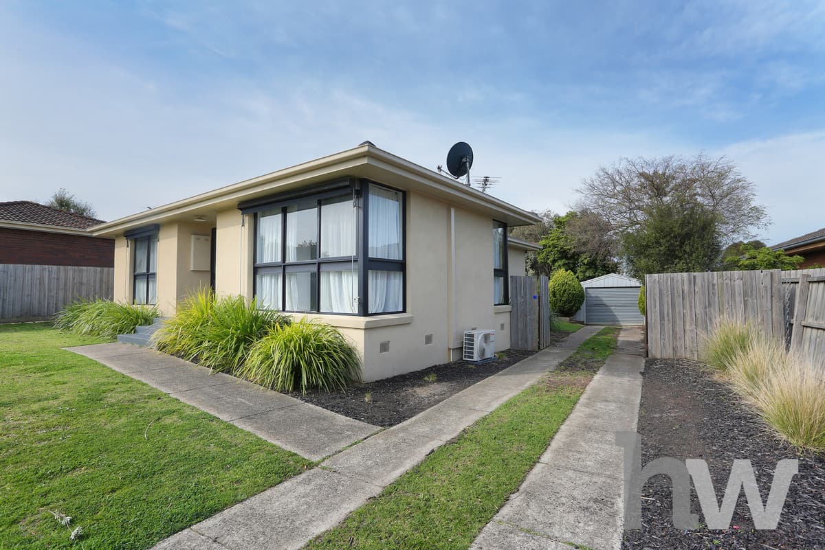 3 Springhurst Crescent, GROVEDALE VIC 3216, Grovedale - Thumbnail 2