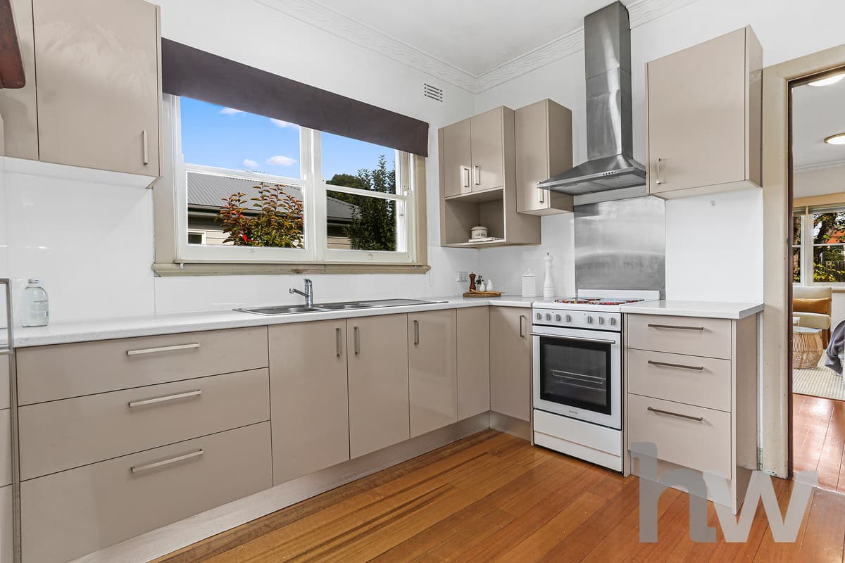 33 Vines Road, HAMLYN HEIGHTS VIC 3215, Hamlyn Heights - Thumbnail 8