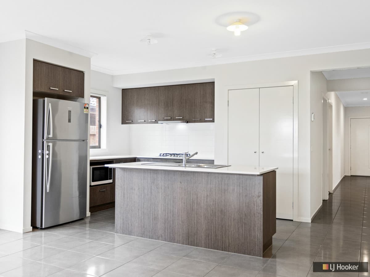 10 Scanlon Street, AINTREE VIC 3336, Aintree - Thumbnail 5