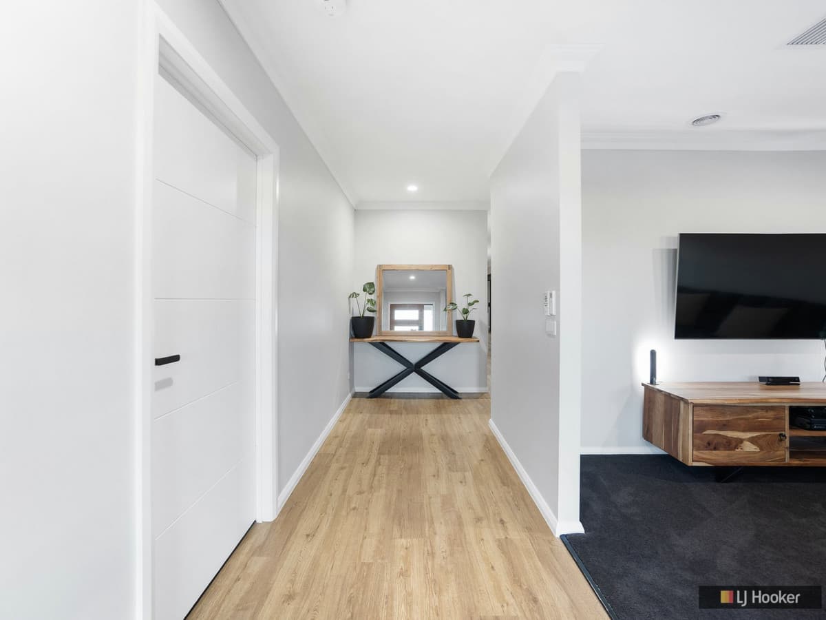45 Floret Drive, LARA VIC 3212, Lara - Thumbnail 2