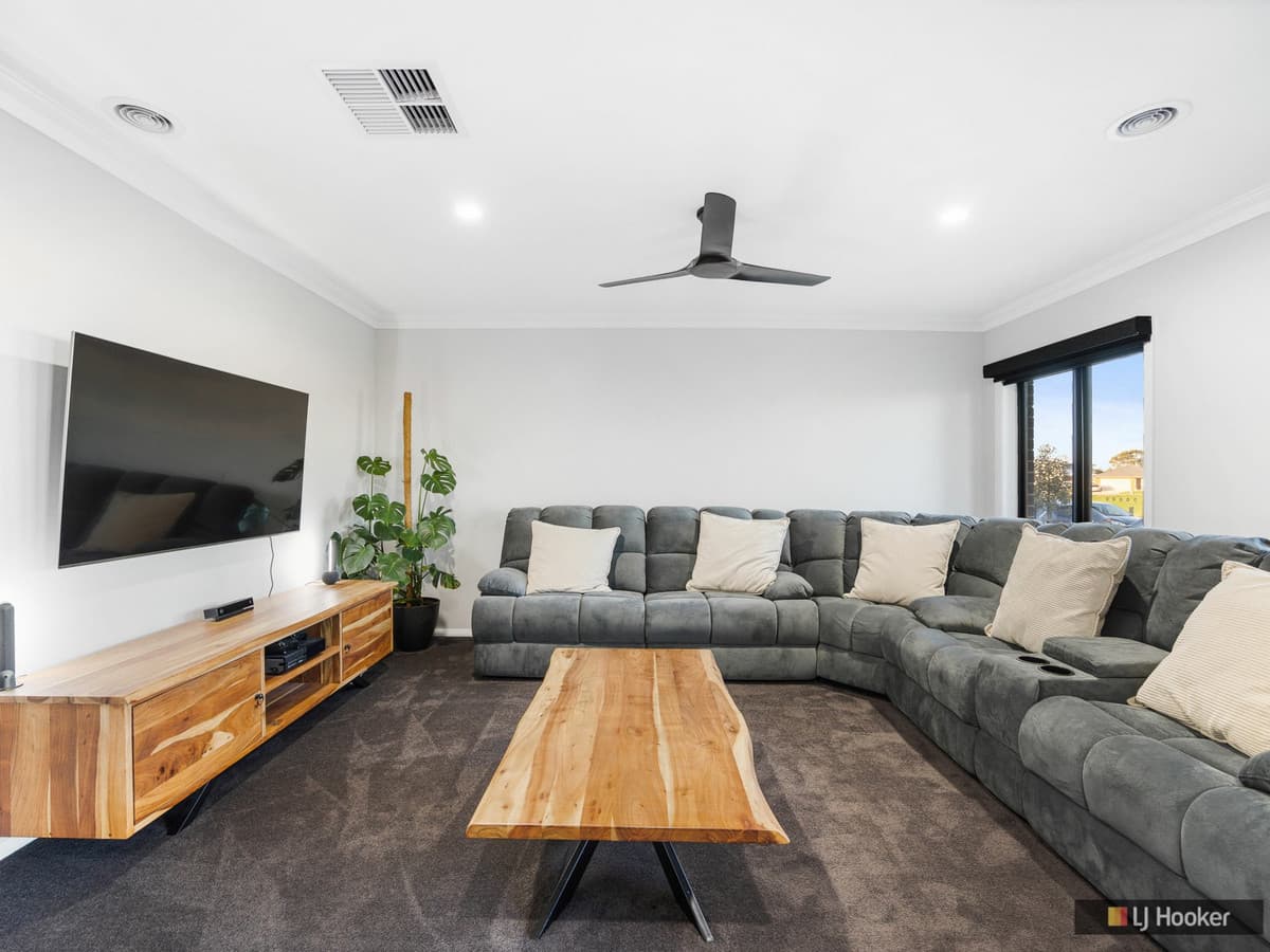45 Floret Drive, LARA VIC 3212, Lara - Thumbnail 3