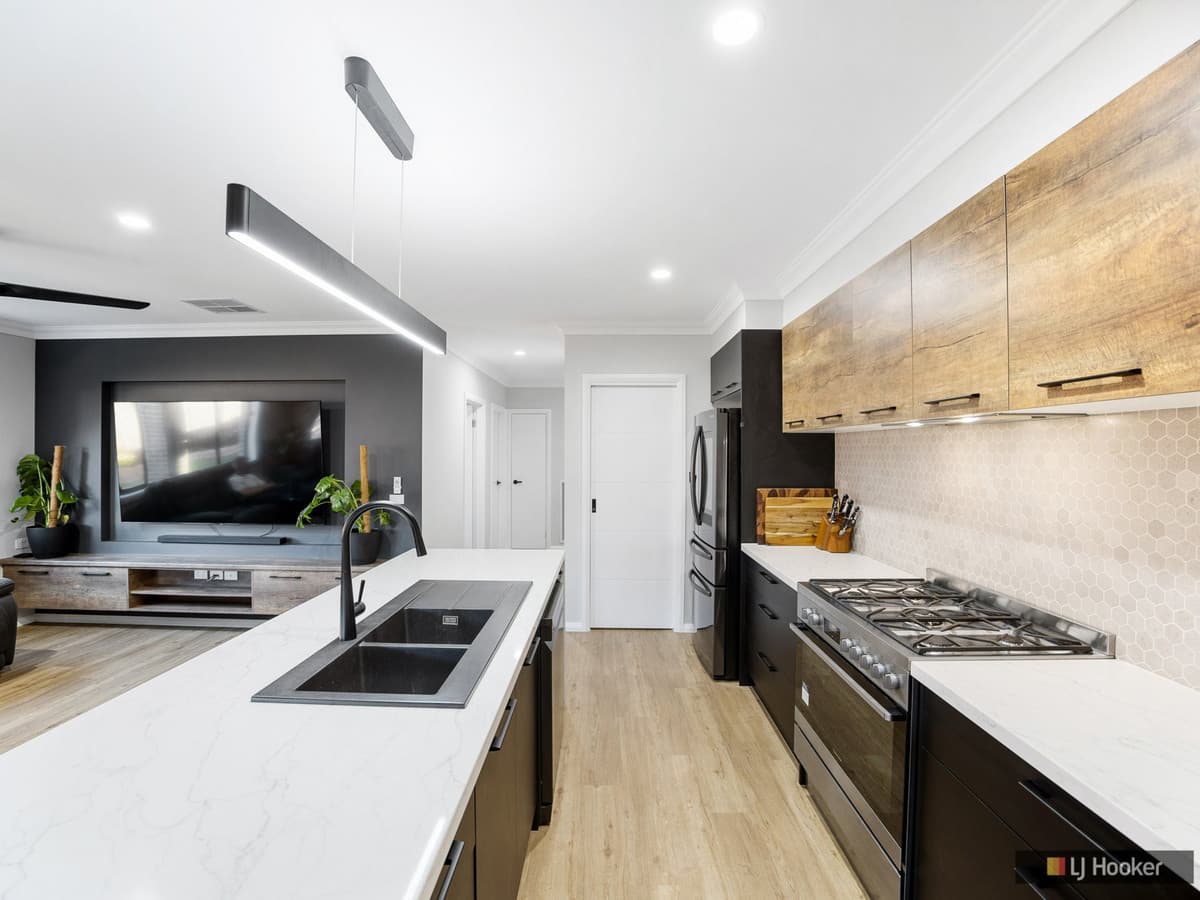 45 Floret Drive, LARA VIC 3212, Lara - Thumbnail 4
