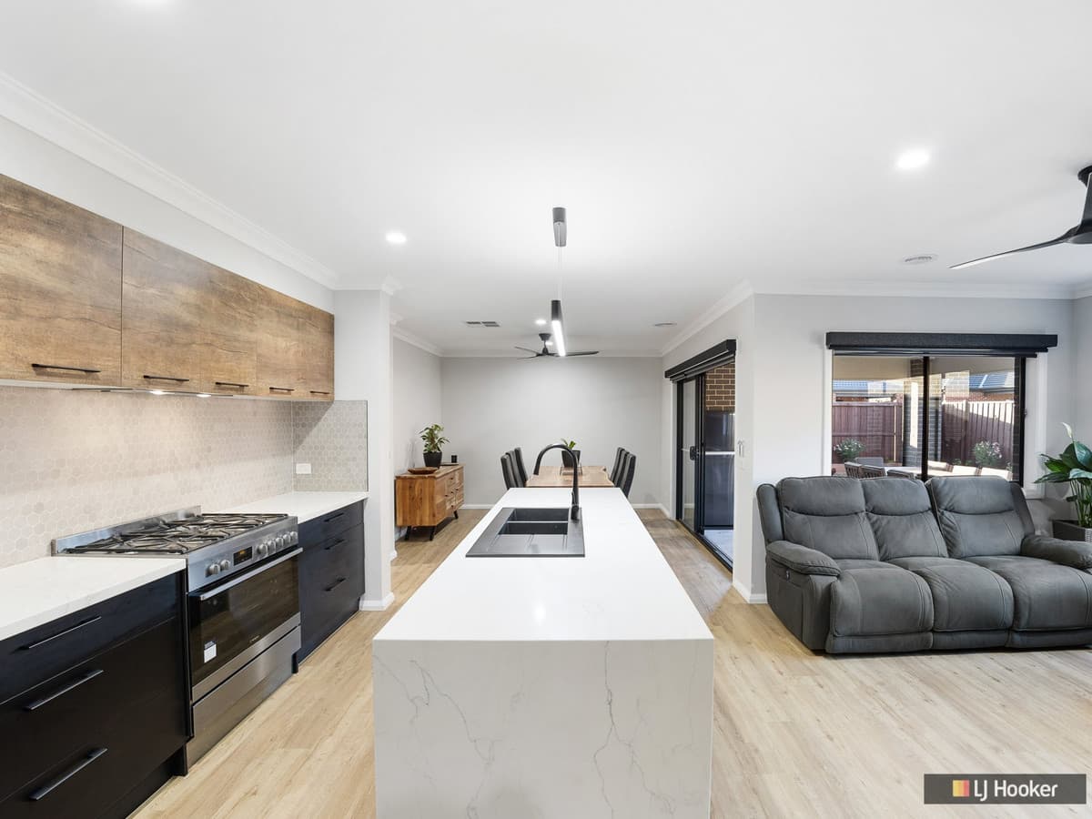 45 Floret Drive, LARA VIC 3212, Lara - Thumbnail 7