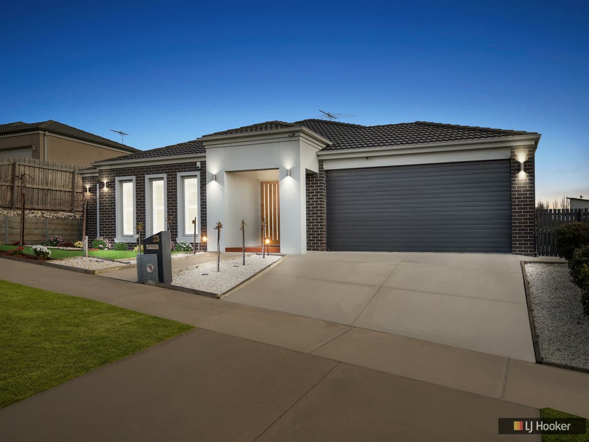 33 Grantham Drive, HIGHTON VIC 3216, Highton - Thumbnail 2
