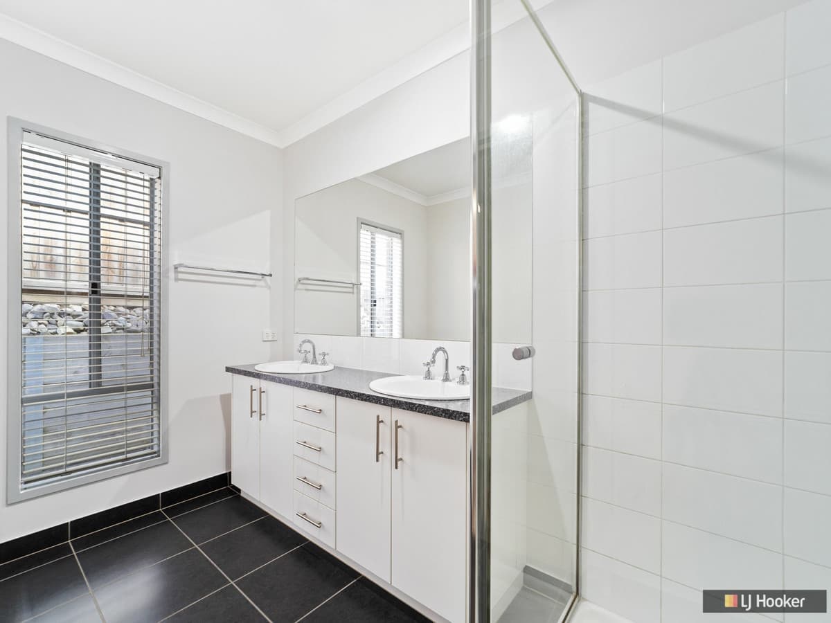 33 Grantham Drive, HIGHTON VIC 3216, Highton - Thumbnail 8