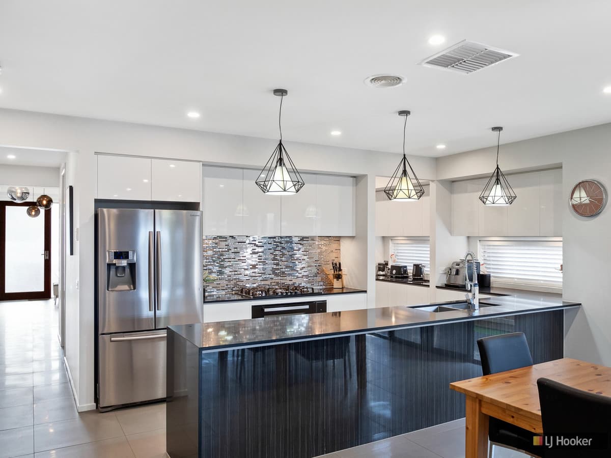 16 Native Avenue, MOUNT DUNEED VIC 3217, Mount Duneed - Thumbnail 3
