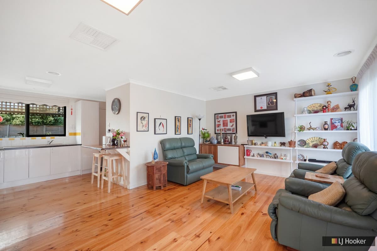 5 / 35-37 East End Crescent, ST ALBANS PARK VIC 3219, St Albans Park - Thumbnail 2
