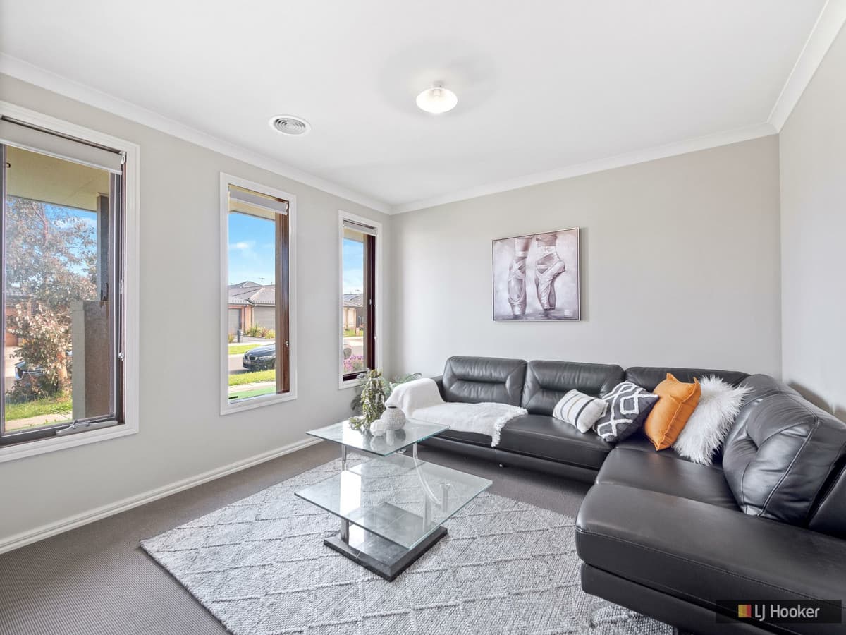 13 Stanhope Road, TARNEIT VIC 3029, Tarneit - Thumbnail 2