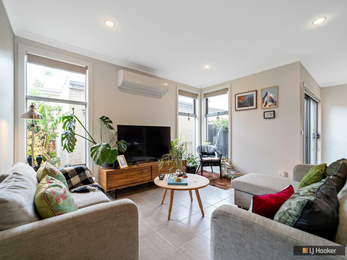 22 Nest Place, POINT COOK VIC 3030, Point Cook - Image 1