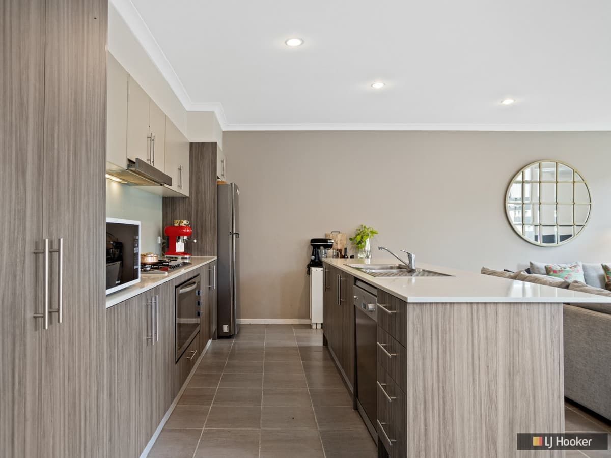 22 Nest Place, POINT COOK VIC 3030, Point Cook - Thumbnail 7