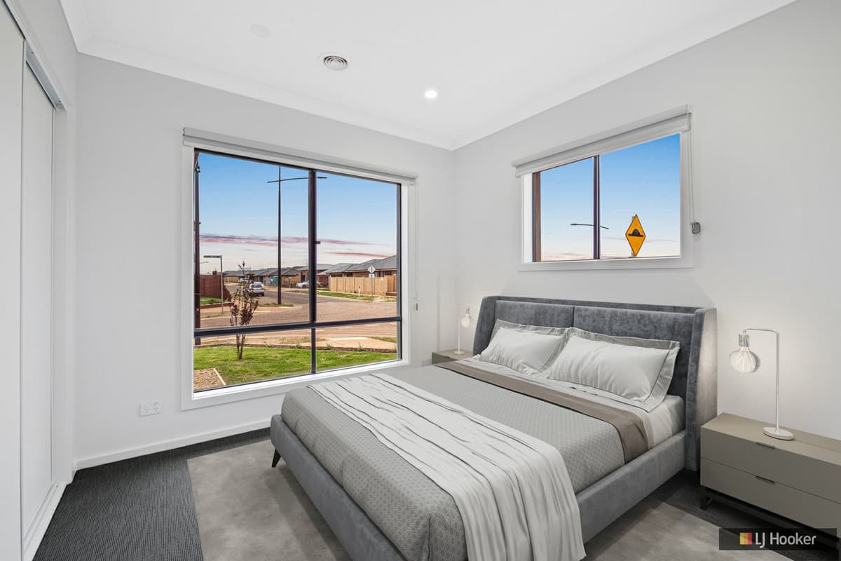 6 Harry Drive, THORNHILL PARK VIC 3335, Thornhill Park - Thumbnail 3
