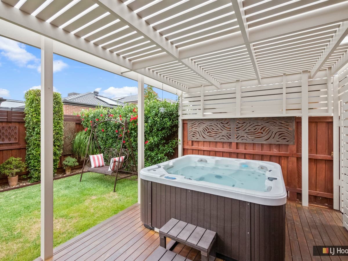 34 Seagrass Crescent, POINT COOK VIC 3030, Point Cook - Thumbnail 4