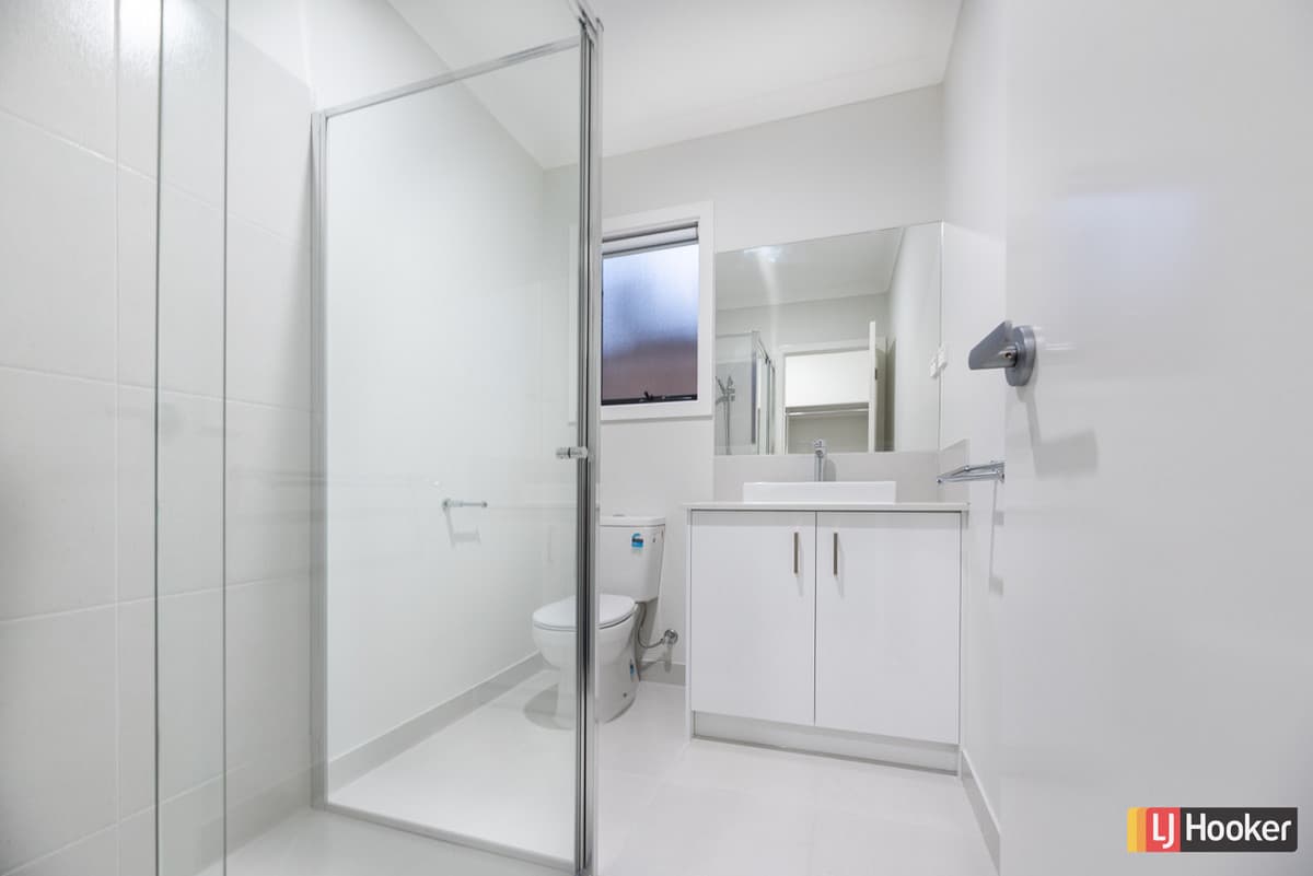 17 Bostock Drive, TARNEIT VIC 3029, Tarneit - Thumbnail 8