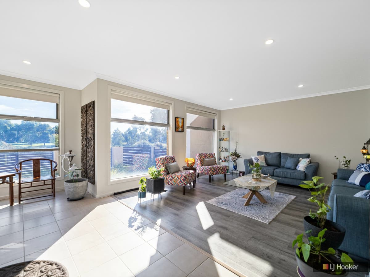 12 Nest Place, POINT COOK VIC 3030, Point Cook - Thumbnail 2