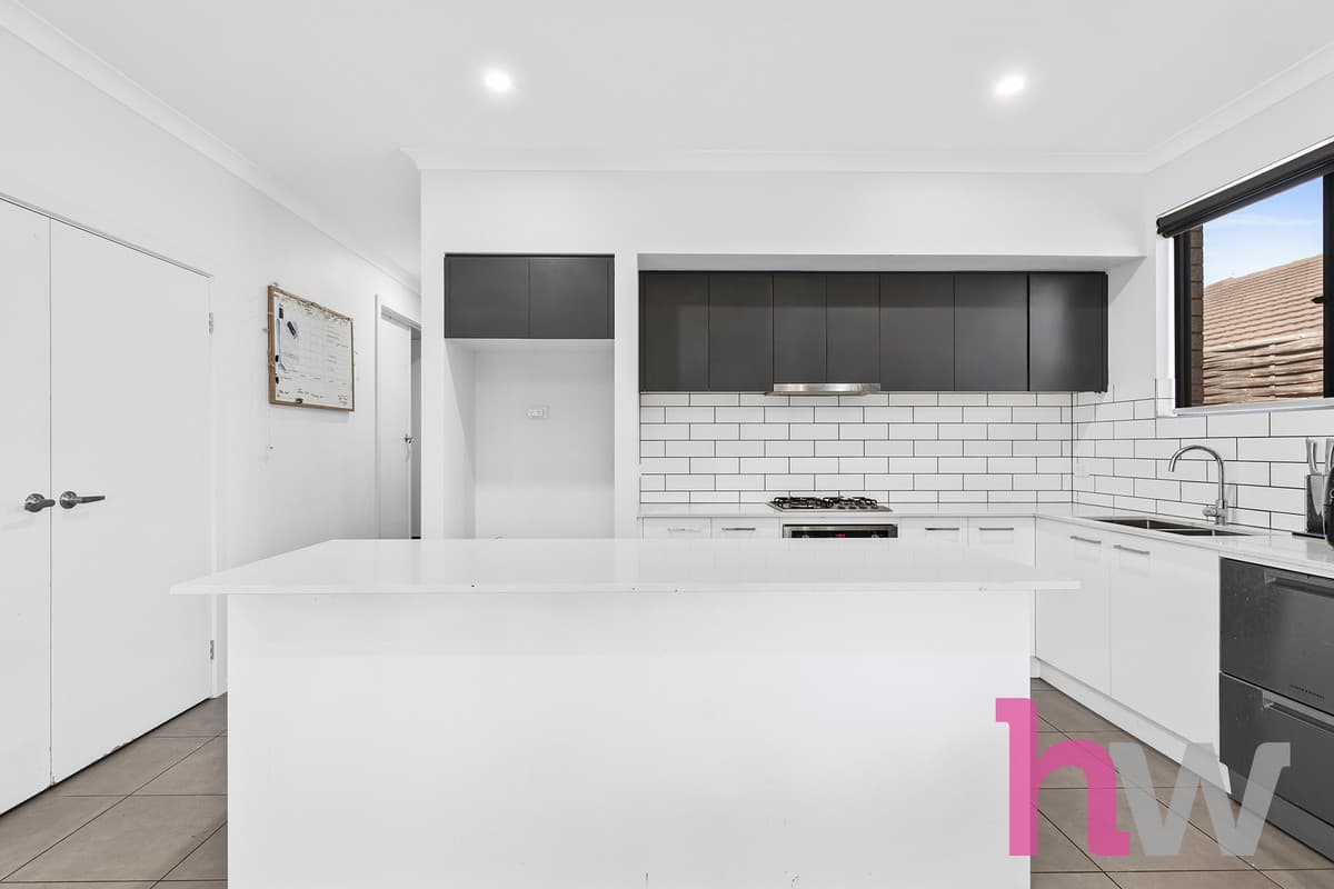 11 Romney Drive, CURLEWIS VIC 3222, Curlewis - Thumbnail 3