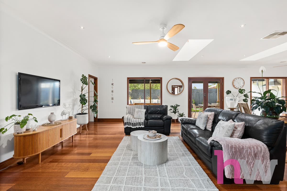8 Taras Court, ST ALBANS PARK VIC 3219, St Albans Park - Thumbnail 6