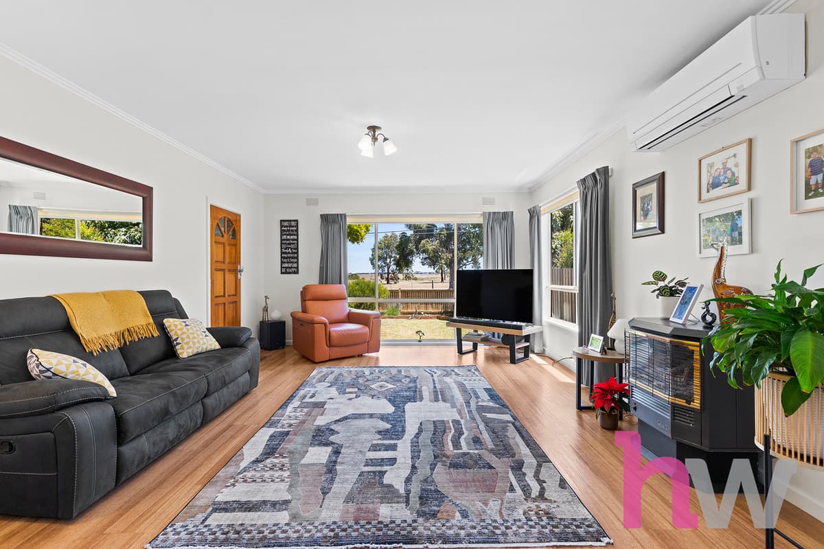143 Rennie Street, LARA VIC 3212, Lara - Thumbnail 2
