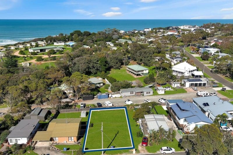 10 Cross Street, Lake Tyers Beach, VIC 3909, Lake Tyers Beach - Thumbnail 2