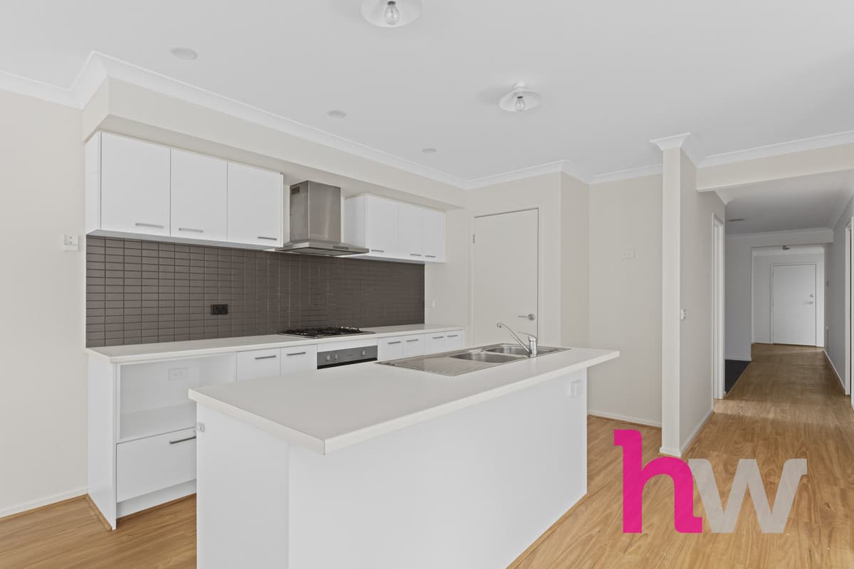 16 Yellowstone Avenue, CURLEWIS VIC 3222, Curlewis - Thumbnail 4