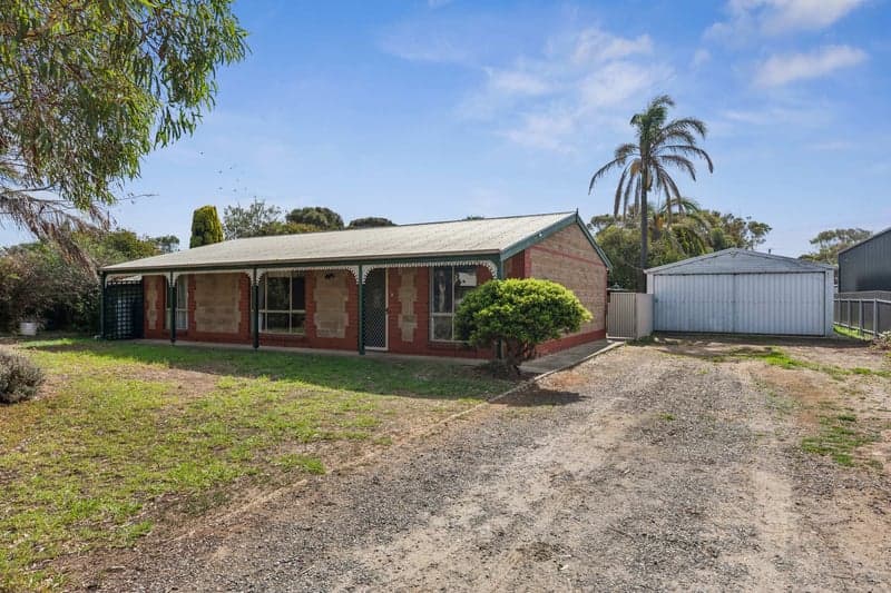 8 Alma Place, Middleton - Image 1