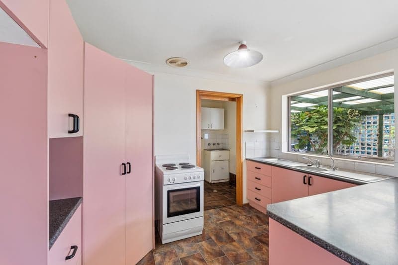 8 Alma Place, Middleton - Thumbnail 5