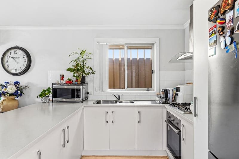 11 Columbus Street, Seaford Meadows - Thumbnail 2