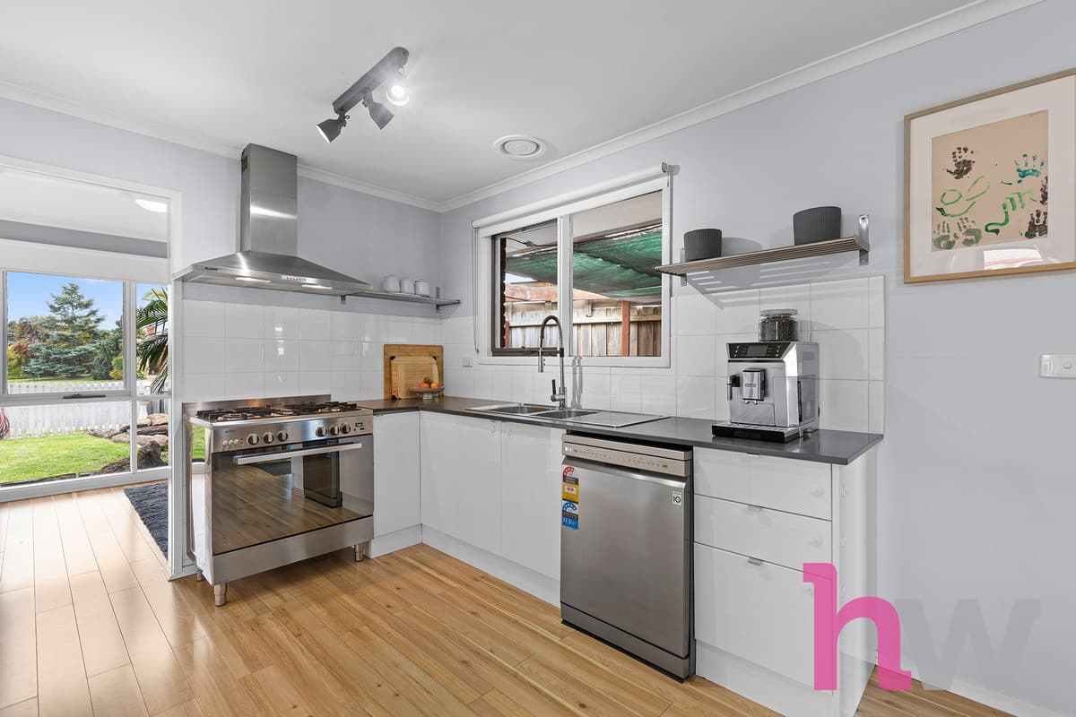 8 Mersey Court, ST ALBANS PARK VIC 3219, St Albans Park - Thumbnail 3