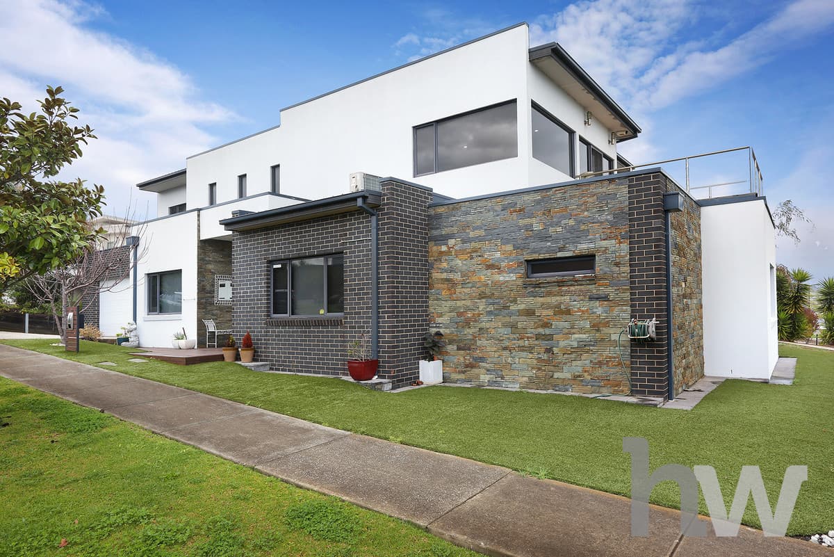 8-9 Sloanne Court, HIGHTON VIC 3216, Highton - Thumbnail 2