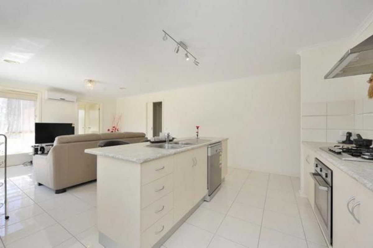 7 Krisanway Drive, MARSHALL VIC 3216, Marshall - Thumbnail 3