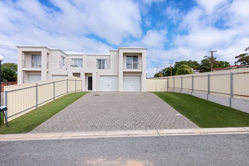 8/20 Haigh Street, Port Lincoln - Image 1