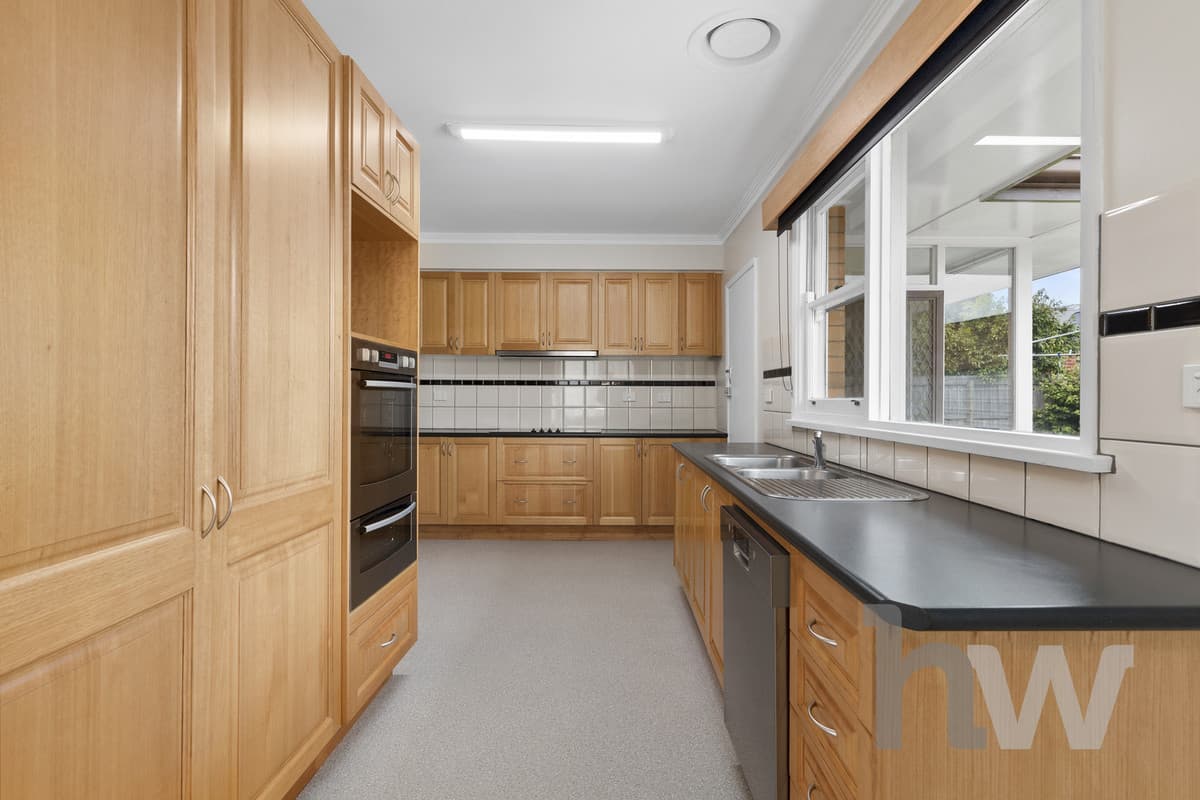 24 Eton Road, BELMONT VIC 3216, Belmont - Thumbnail 5