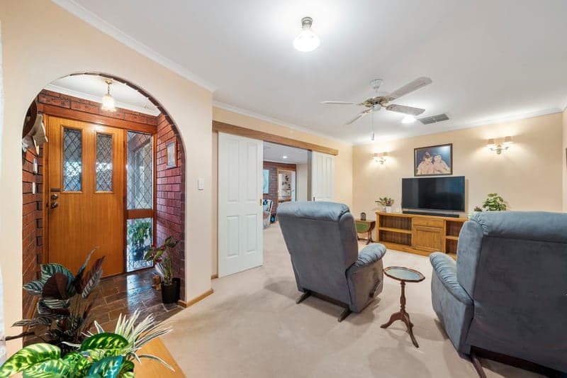 12 Torres Avenue, Fairview Park - Thumbnail 3