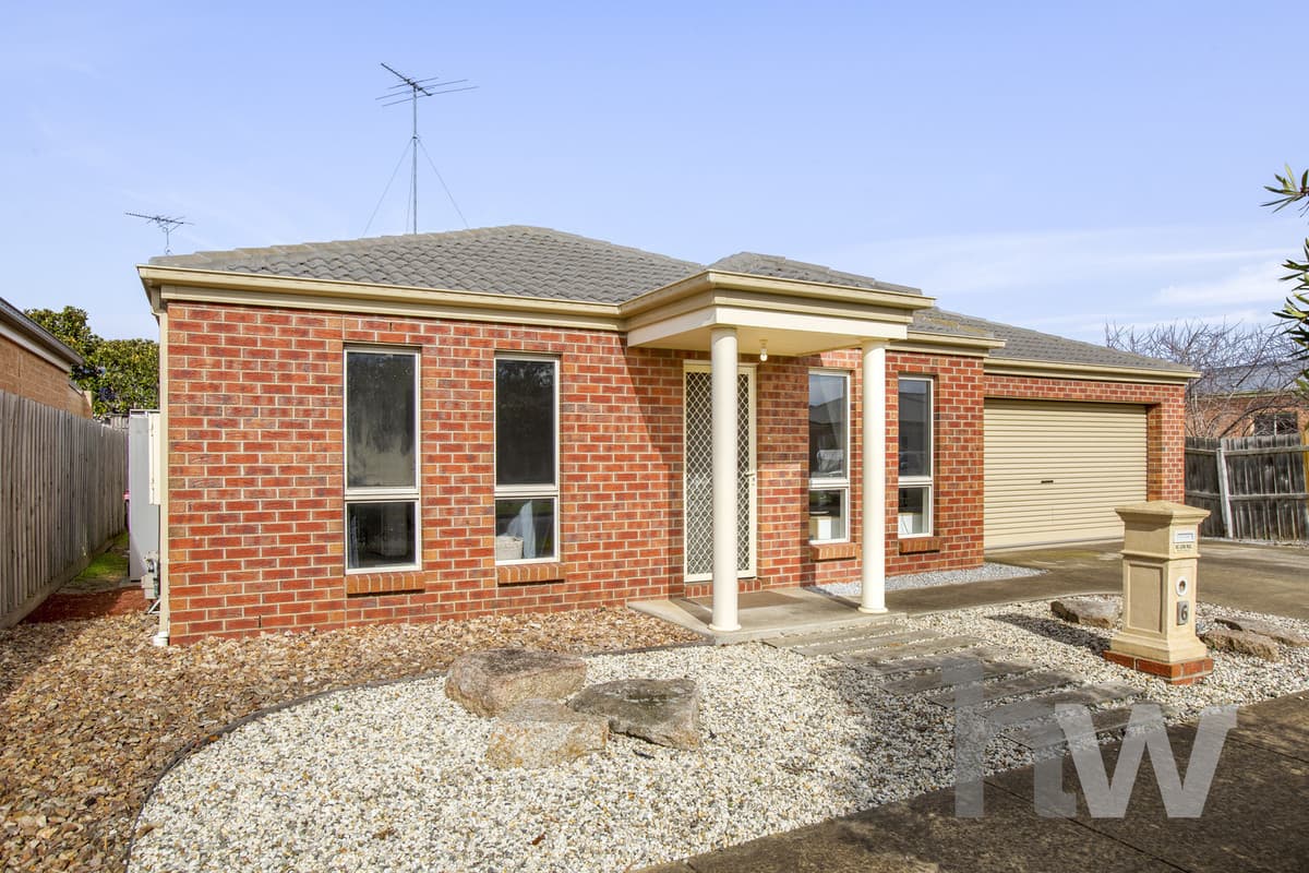 6 St Cuthberts Court, MARSHALL VIC 3216, Marshall - Thumbnail 2