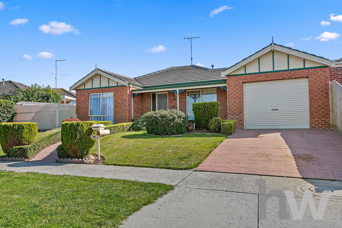54 Mulquiney Crescent, HIGHTON VIC 3216, Highton - Thumbnail 2