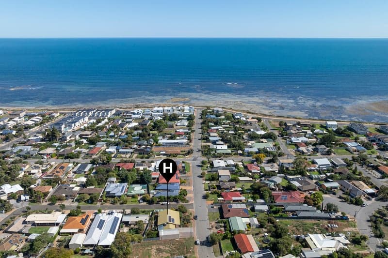 28 Gordon Street, Aldinga Beach - Thumbnail 2