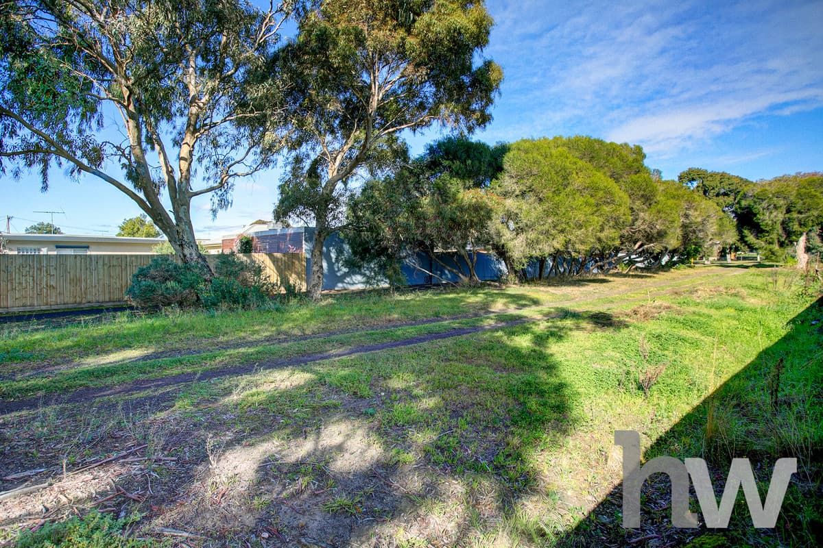 19 Vistula Avenue, BELL PARK VIC 3215, Bell Park - Thumbnail 7