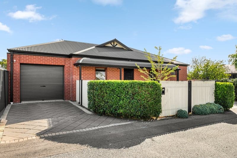 59 May Street, Birkenhead - Image 1
