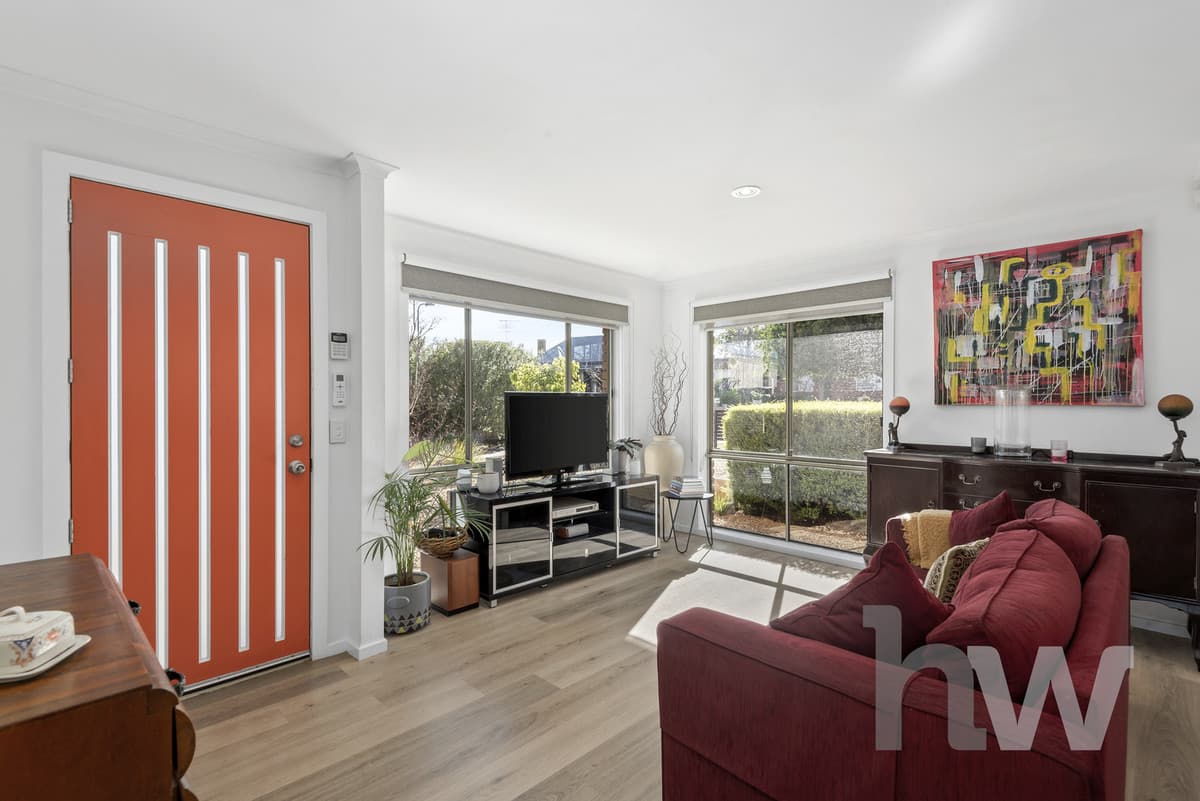 3 Molesworth Drive, HIGHTON VIC 3216, Highton - Thumbnail 2