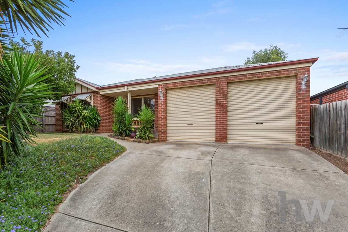 27 Shiraz Drive, WAURN PONDS VIC 3216, Waurn Ponds - Image 1